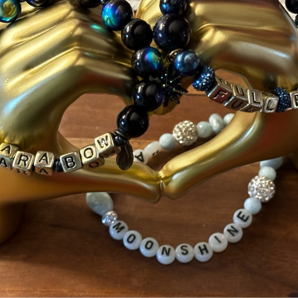 TS inspired “Clara Bow” bracelet set. One of a kind! Great gift for a Swiftie!